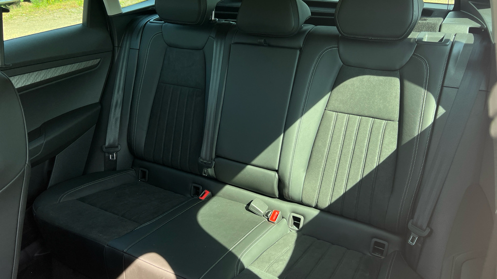 Skoda Karoq 1.5 Tsi Sportline Edition Dsg Black #14