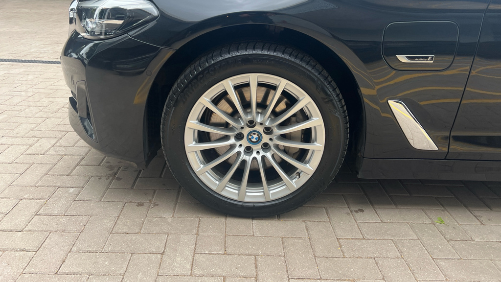 BMW 5 Series 530E Xdrive M Sport Touring Blue #29