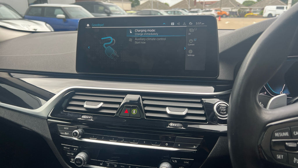 BMW 5 Series 530E Xdrive M Sport Touring Blue #16
