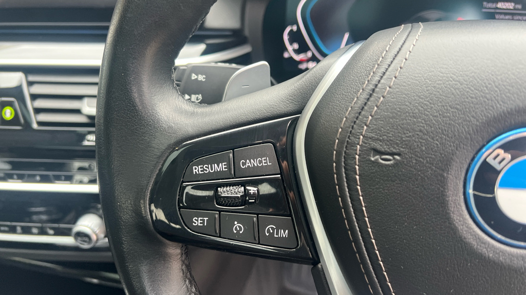 BMW 5 Series 530E Xdrive M Sport Touring Blue #24