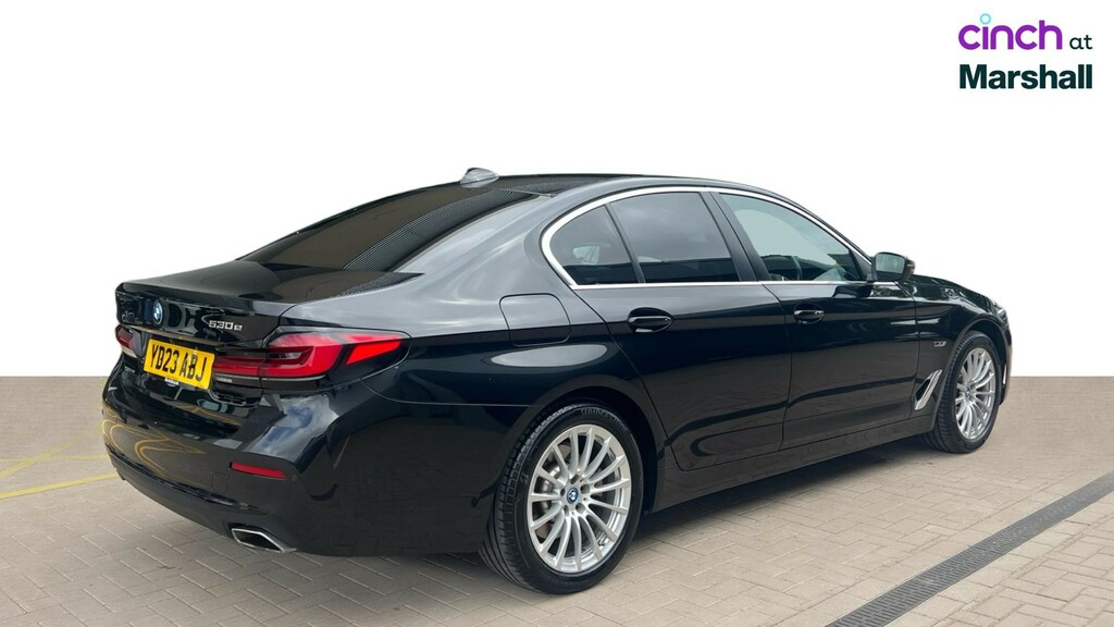 BMW 5 Series 530E Xdrive M Sport Touring Blue #4