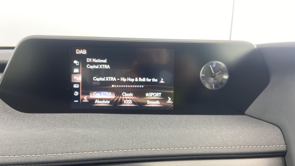 Lexus UX 250H 2.0 F-sport Cvt Nav Red #19