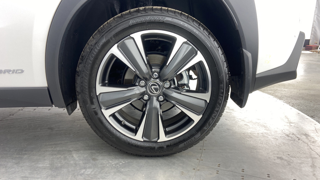 Lexus UX 250H 2.0 F-sport Cvt Nav Red #33