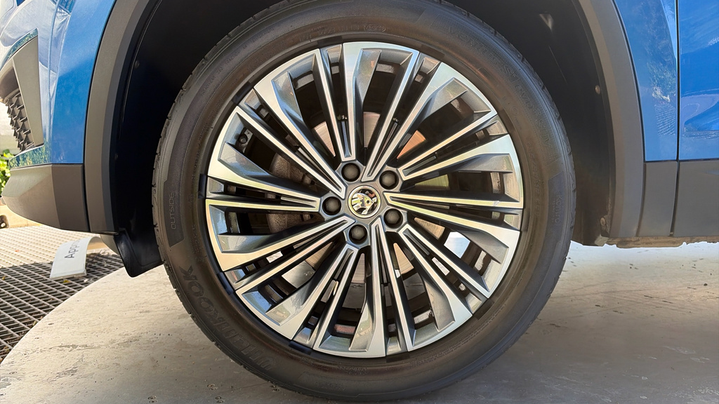 Skoda Kodiaq Sportline White #27