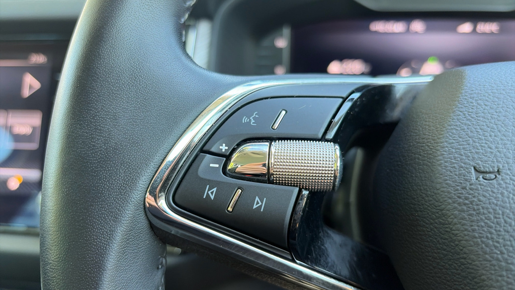 Skoda Kodiaq Sportline White #44