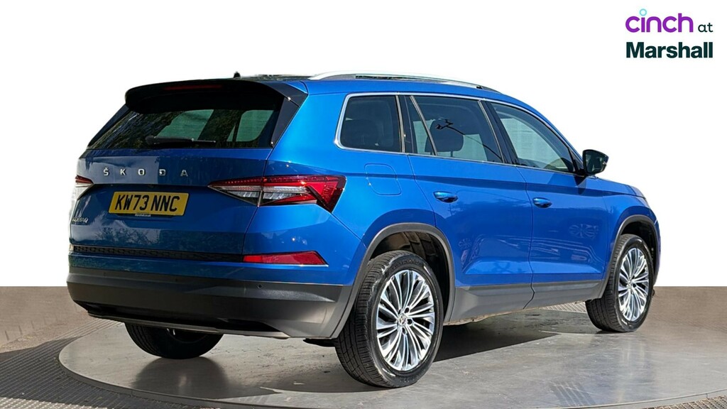 Skoda Kodiaq Sportline White #4