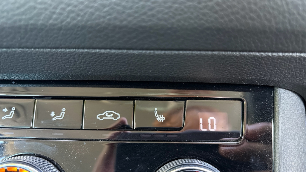 Skoda Kodiaq Sportline White #20