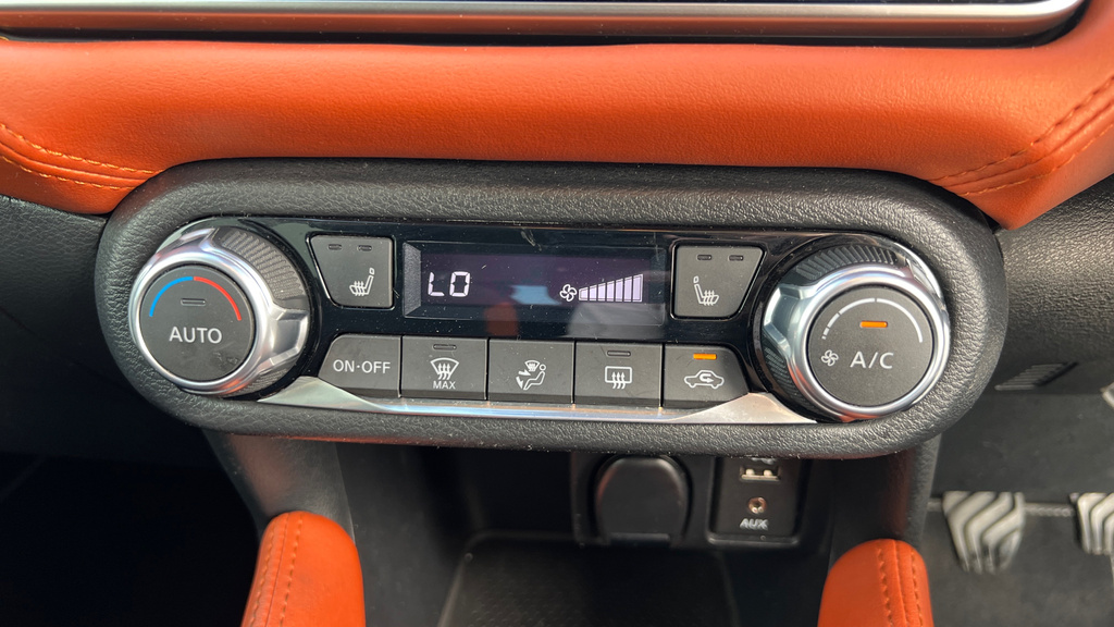 Nissan Micra 0.9 Ig-t N-connecta 89 Bhp Blue #34
