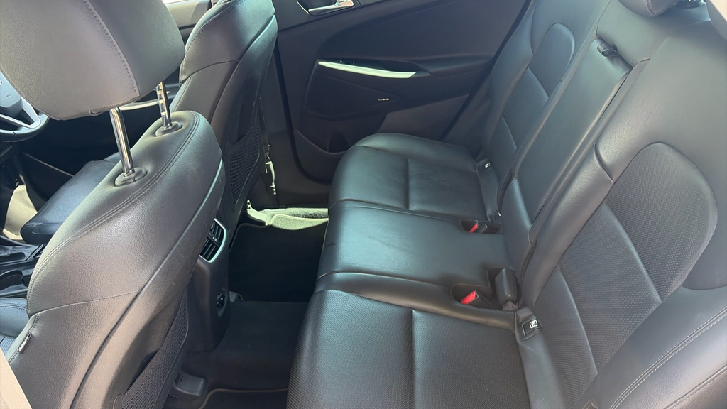 Hyundai Tucson 1.6 T-gdi Premium 175 Bhp Grey #19