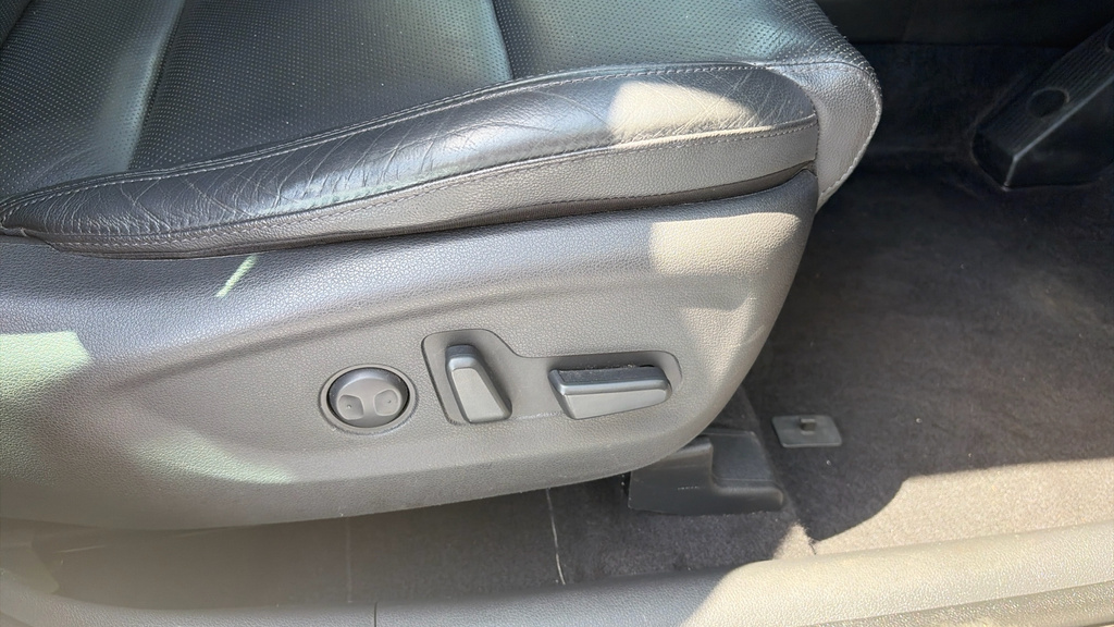 Hyundai Tucson 1.6 T-gdi Premium 175 Bhp Grey #35