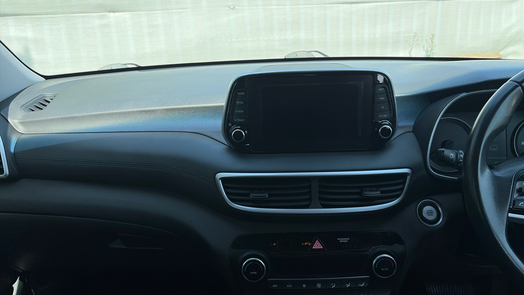 Hyundai Tucson 1.6 T-gdi Premium 175 Bhp Grey #17