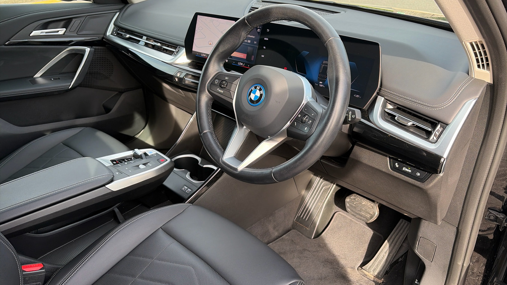 BMW iX1 230Kw Xdrive30 M Sport 65Kwh Black #9