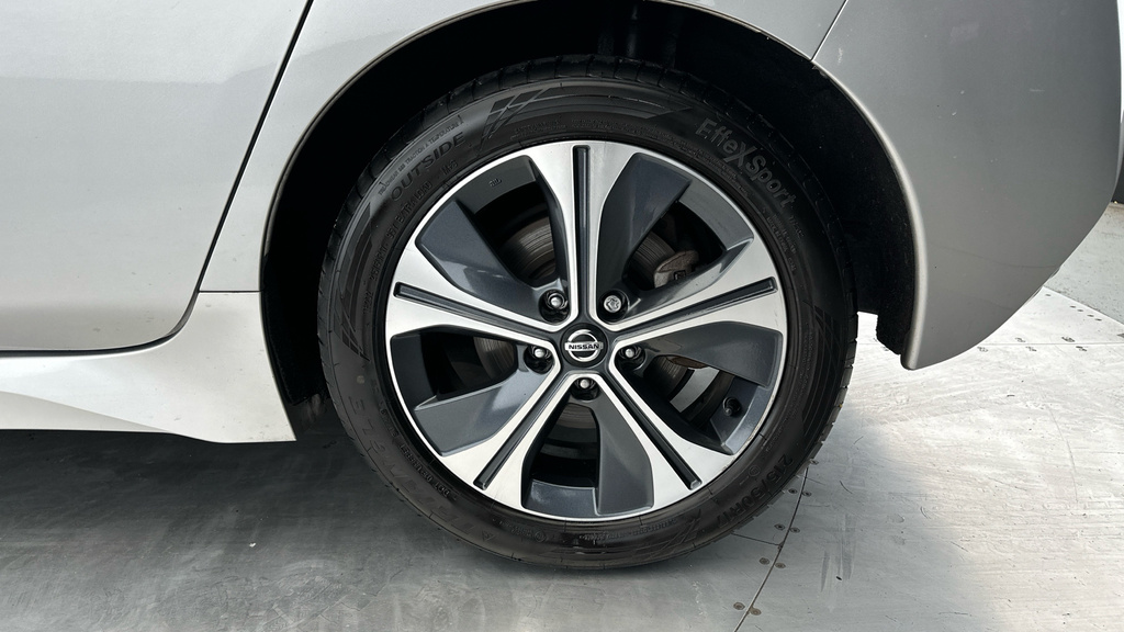 Nissan Leaf 110Kw Acenta 40Kwh 6.6Kw Charger Grey #26