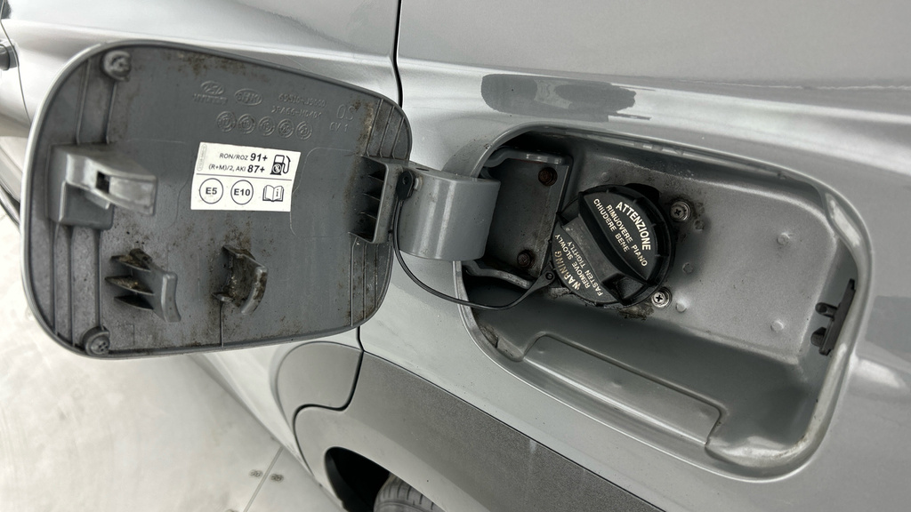 Hyundai Kona 150Kw Premium 64Kwh Hatchback Orange #26