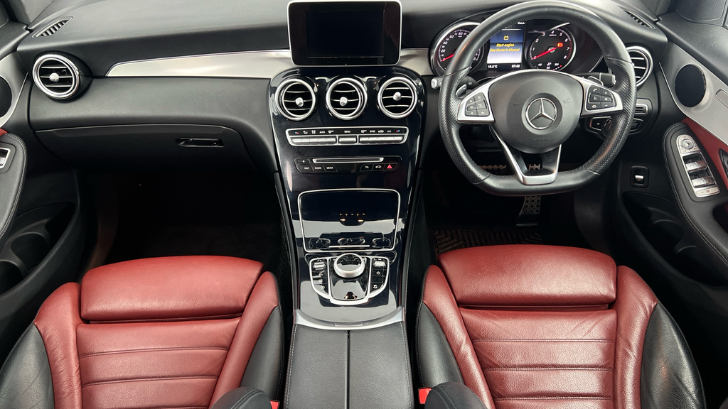 Mercedes-Benz GLC Class 300 D 4Matic Amg Line Premium Plsestate Silver #15