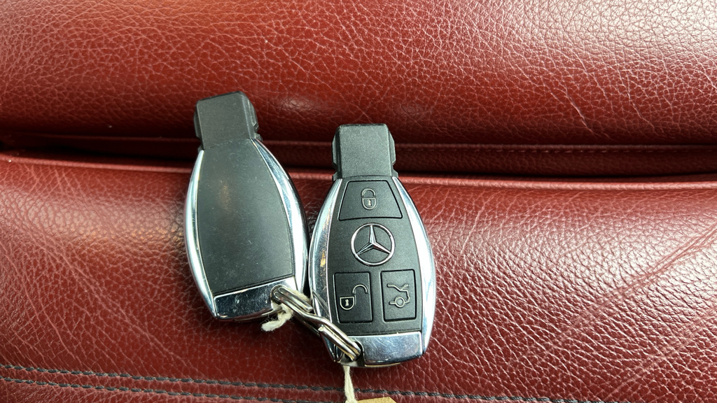 Mercedes-Benz GLC Class 300 D 4Matic Amg Line Premium Plsestate Silver #12