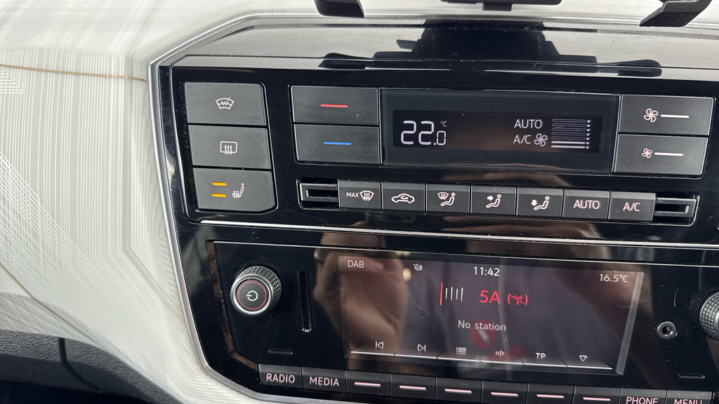 Seat MII 83Ps Hatchback 5-Door Gloss Black Alloys Black #25