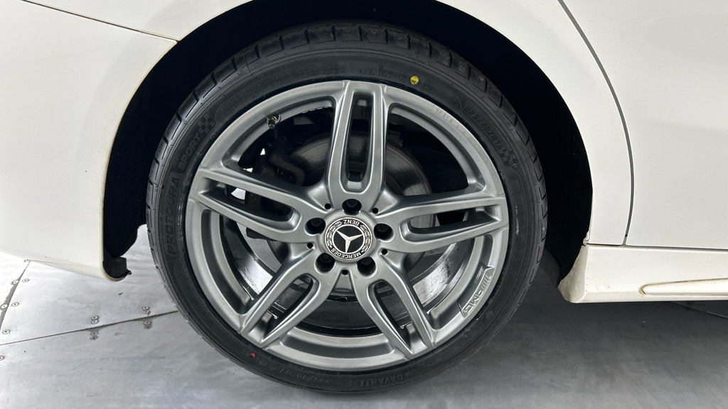 Mercedes-Benz CLA Class 1.6 Amg Line Edition Shooting Brake Euro 6 Ss 5 White #23