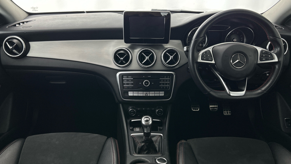 Mercedes-Benz CLA Class 1.6 Amg Line Edition Shooting Brake Euro 6 Ss 5 White #12