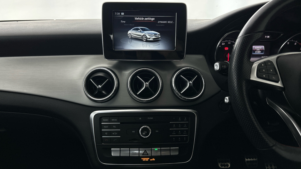 Mercedes-Benz CLA Class 1.6 Amg Line Edition Shooting Brake Euro 6 Ss 5 White #16