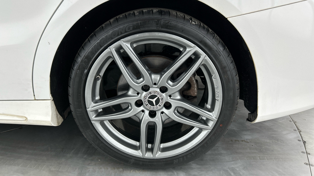 Mercedes-Benz CLA Class 1.6 Amg Line Edition Shooting Brake Euro 6 Ss 5 White #22
