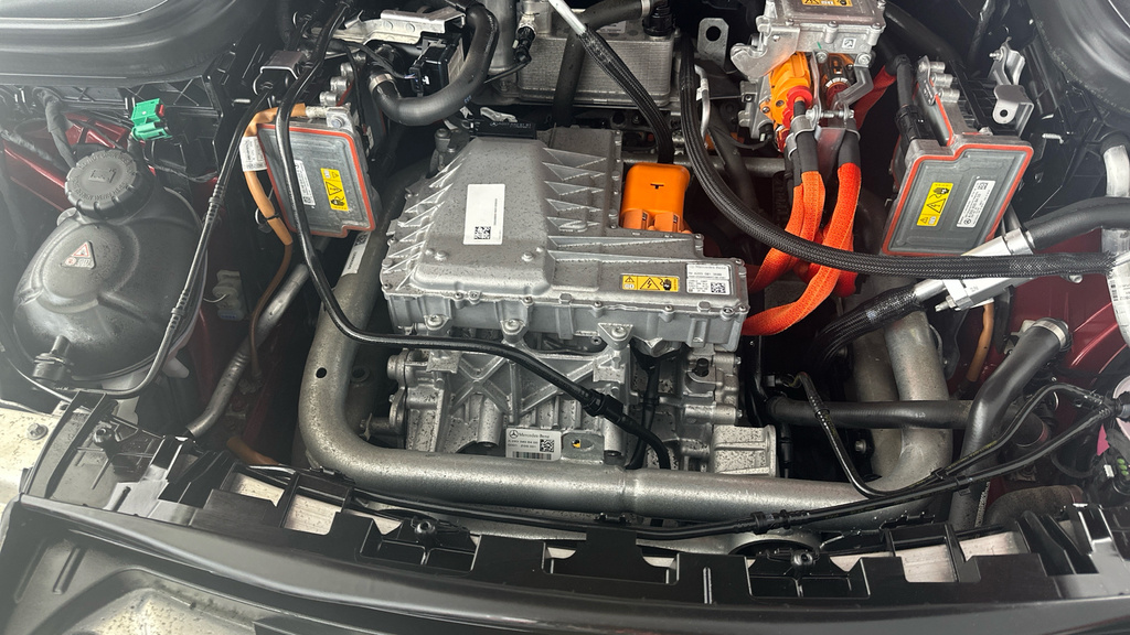 Mercedes-Benz EQC 400 Sport 4Matic White #26