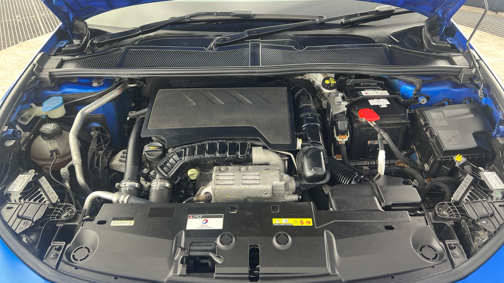 Peugeot 308 1.2 Puretech Allure Premium Eat8 Black #28