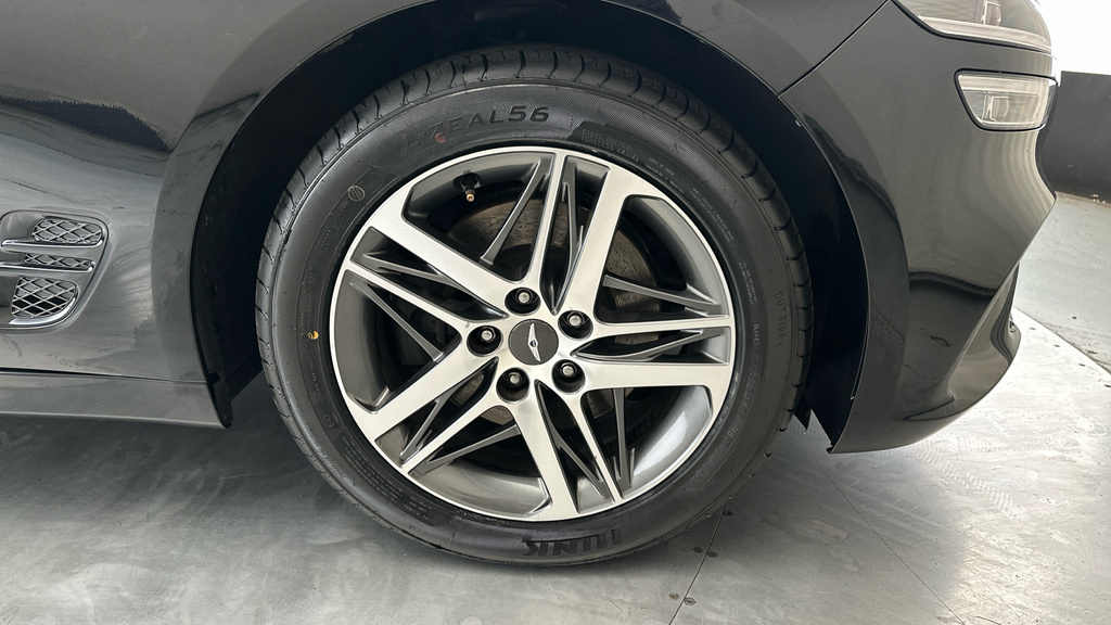 Genesis G70 2.0T Sport Saloon Euro 6 Ss 24 Brown #26