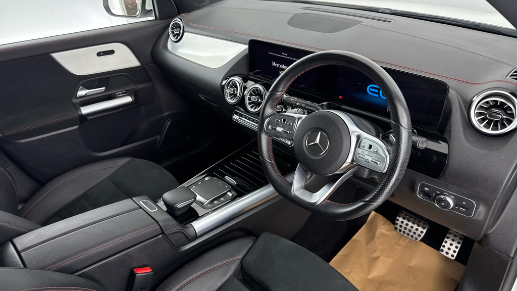 Mercedes-Benz EQA 250 140Kw Amg Line Premium 70.5Kwh 2Wd Black #9