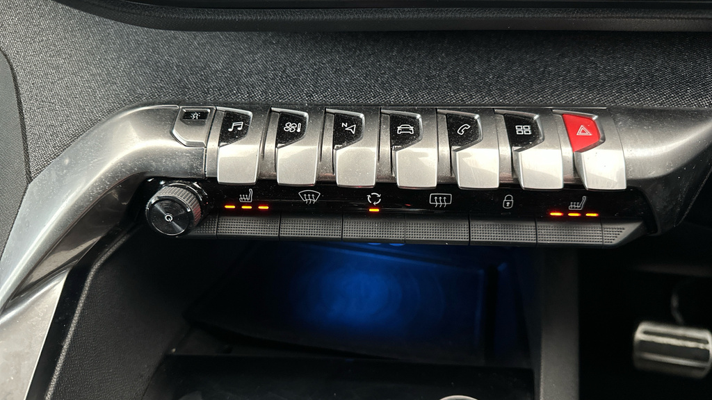 Peugeot 5008 Suv 1.5 White #16