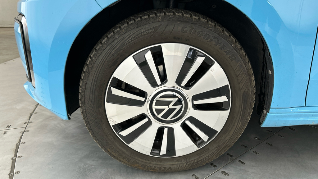 Volkswagen e-Up Volkswagen Up E-up 82 Ps Motor Silver #21