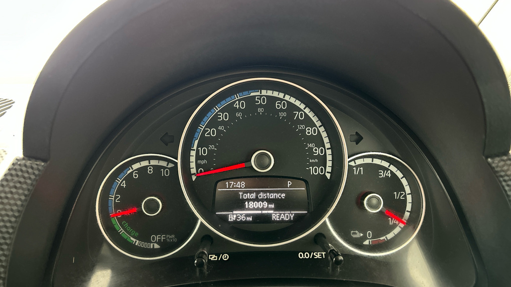 Volkswagen e-Up Volkswagen Up E-up 82 Ps Motor Silver #17