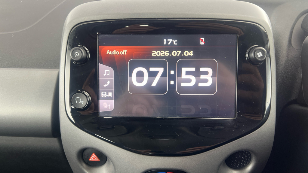 Toyota Aygo X Vvt-i X-trend Red #15