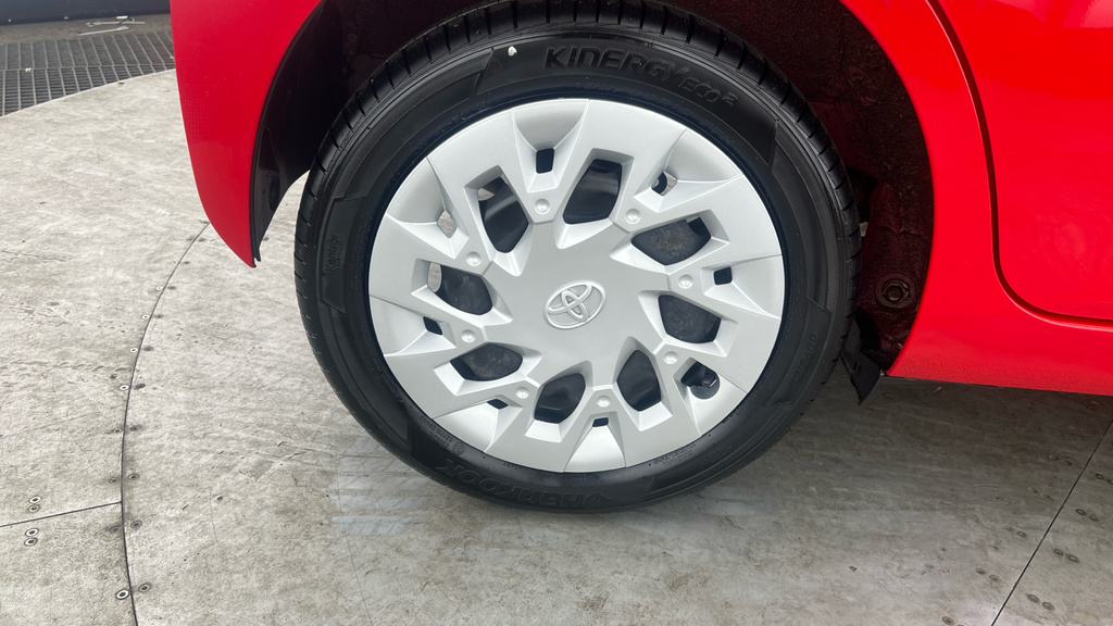 Toyota Aygo X Vvt-i X-trend Red #25