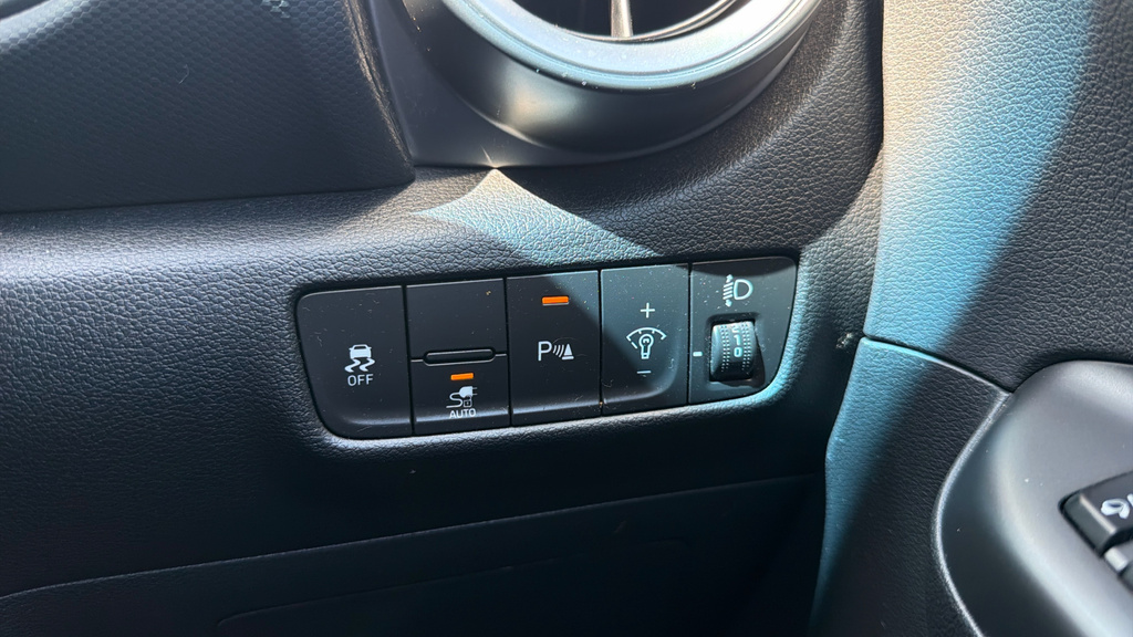 Hyundai Kona 64Kwh 204Ps Ultimate Vq Grey #38