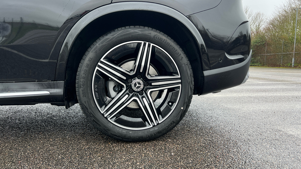 Mercedes-Benz GLC Class 300 4Matic Amg Line Prem Pan 9G-tronic 2026 Black #24