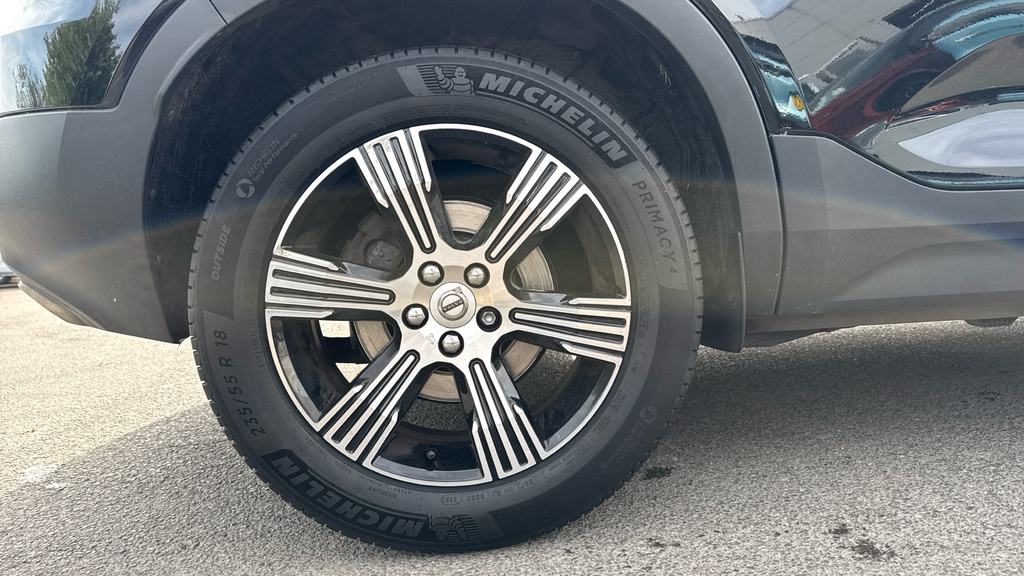 Volvo XC40 1.5 T3 Momentum Euro 6 Ss White #19