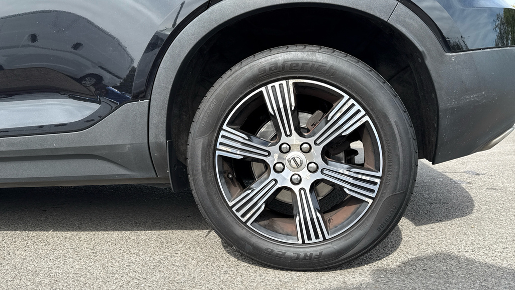 Volvo XC40 1.5 T3 Momentum Euro 6 Ss White #18