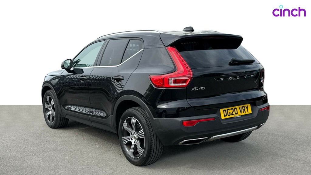 Volvo XC40 1.5 T3 Momentum Euro 6 Ss White #5