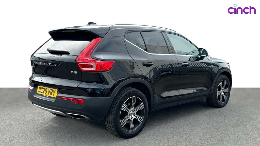 Volvo XC40 1.5 T3 Momentum Euro 6 Ss White #3