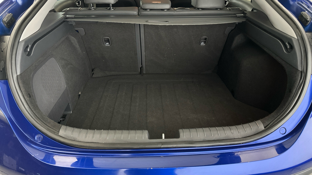 Hyundai Ioniq 38.3Kwh Premium Se Black #23
