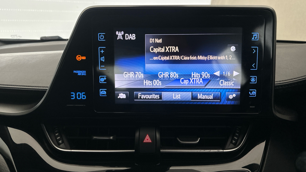 Toyota C-Hr 1.2 Vvt-i Dynamic Euro 6 Ss Silver #15