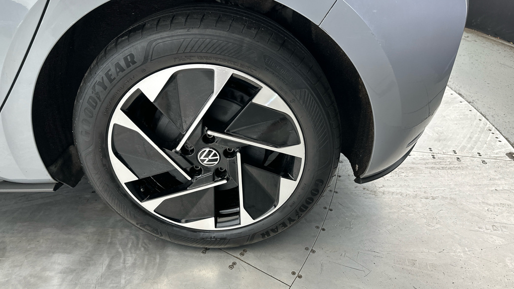 Volkswagen ID.3 Pro 58Kwh Family Hatchback 145 Blue #24