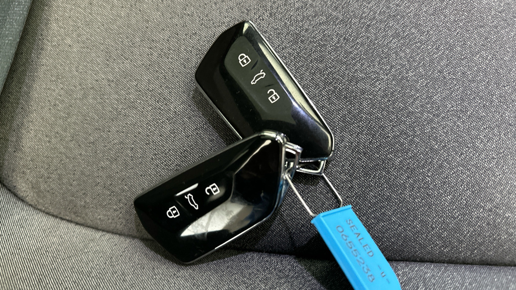 Volkswagen ID.3 Pro 58Kwh Family Hatchback 145 Blue #28