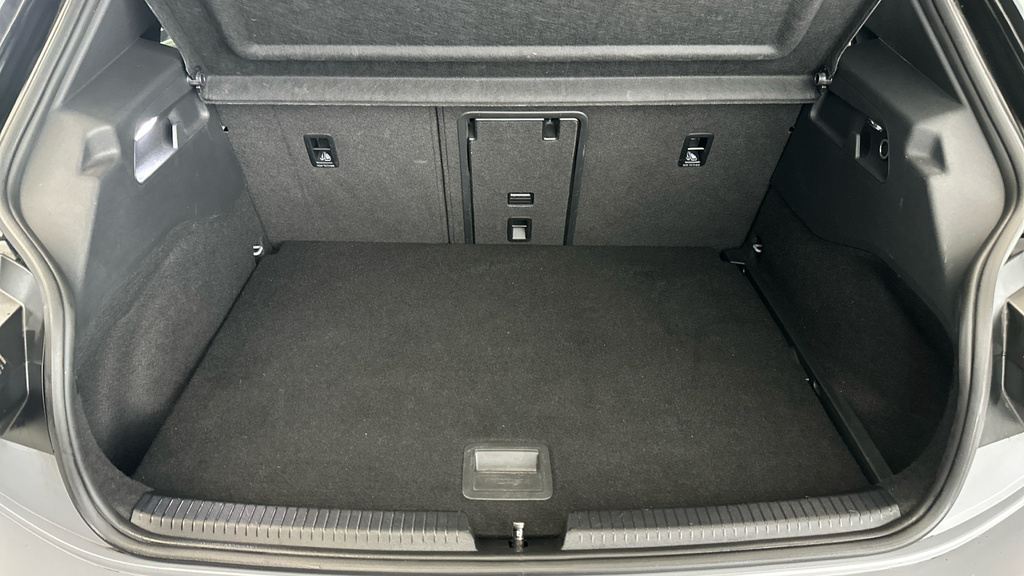 Volkswagen ID.3 Pro 58Kwh Family Hatchback 145 Blue #21