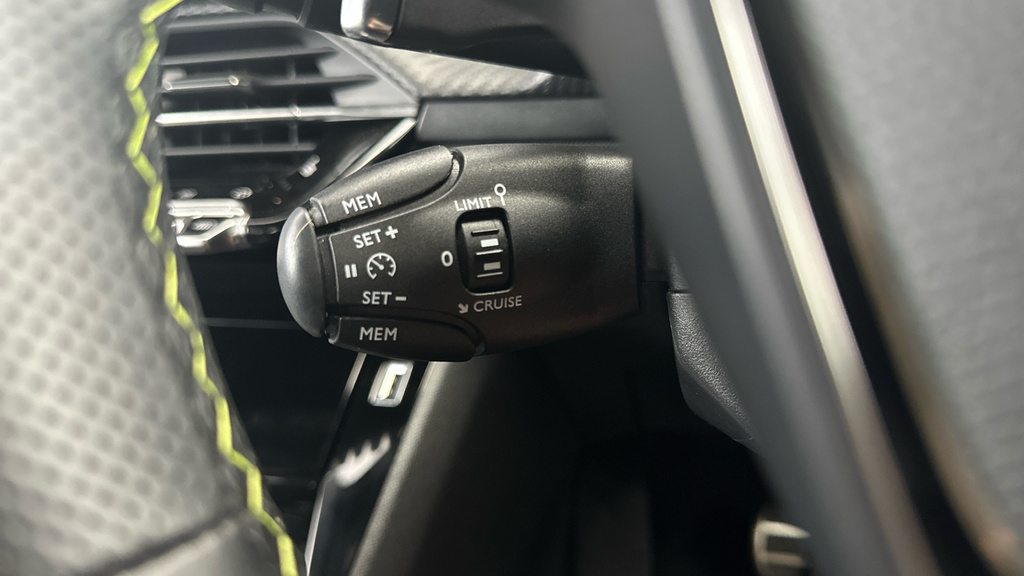 Peugeot 2008 1.2 Puretech Allure Premium Eat Euro 6 Ss #22