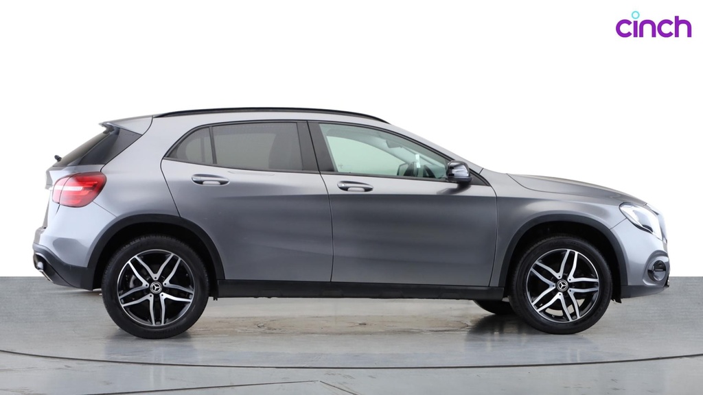 Mercedes-Benz GLA Class 200 Sport Premium Plus Suv 7G-dct Eur White #2