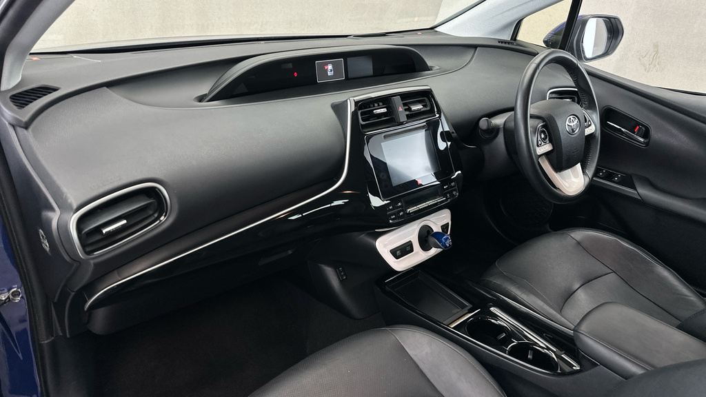 Toyota Prius 1.8 Vvti Business Edition Cvt White #12
