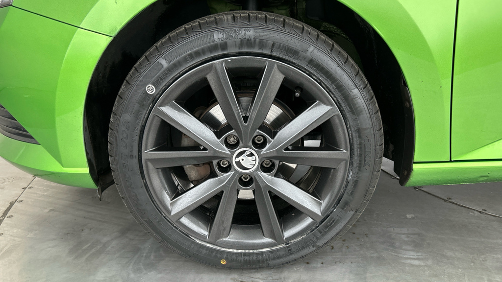 Skoda Fabia 1.0 Tsi Se Dsg Euro 6 Ss Silver #21