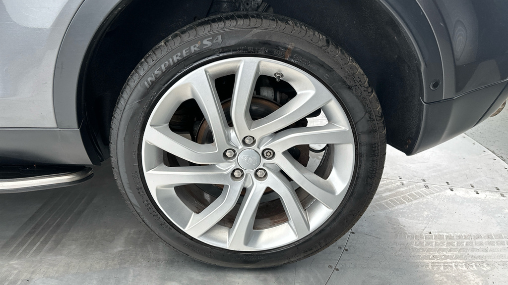 Land Rover Discovery Sport Td4 Hse Black Brown #24